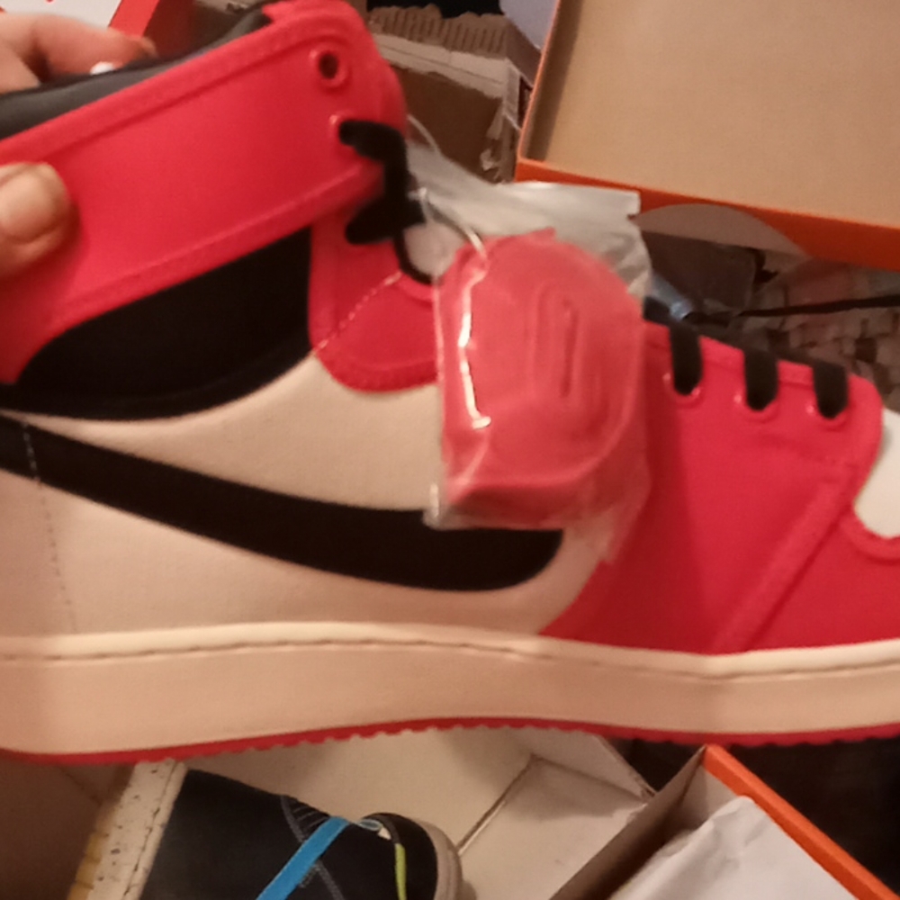 Jordan ajko1